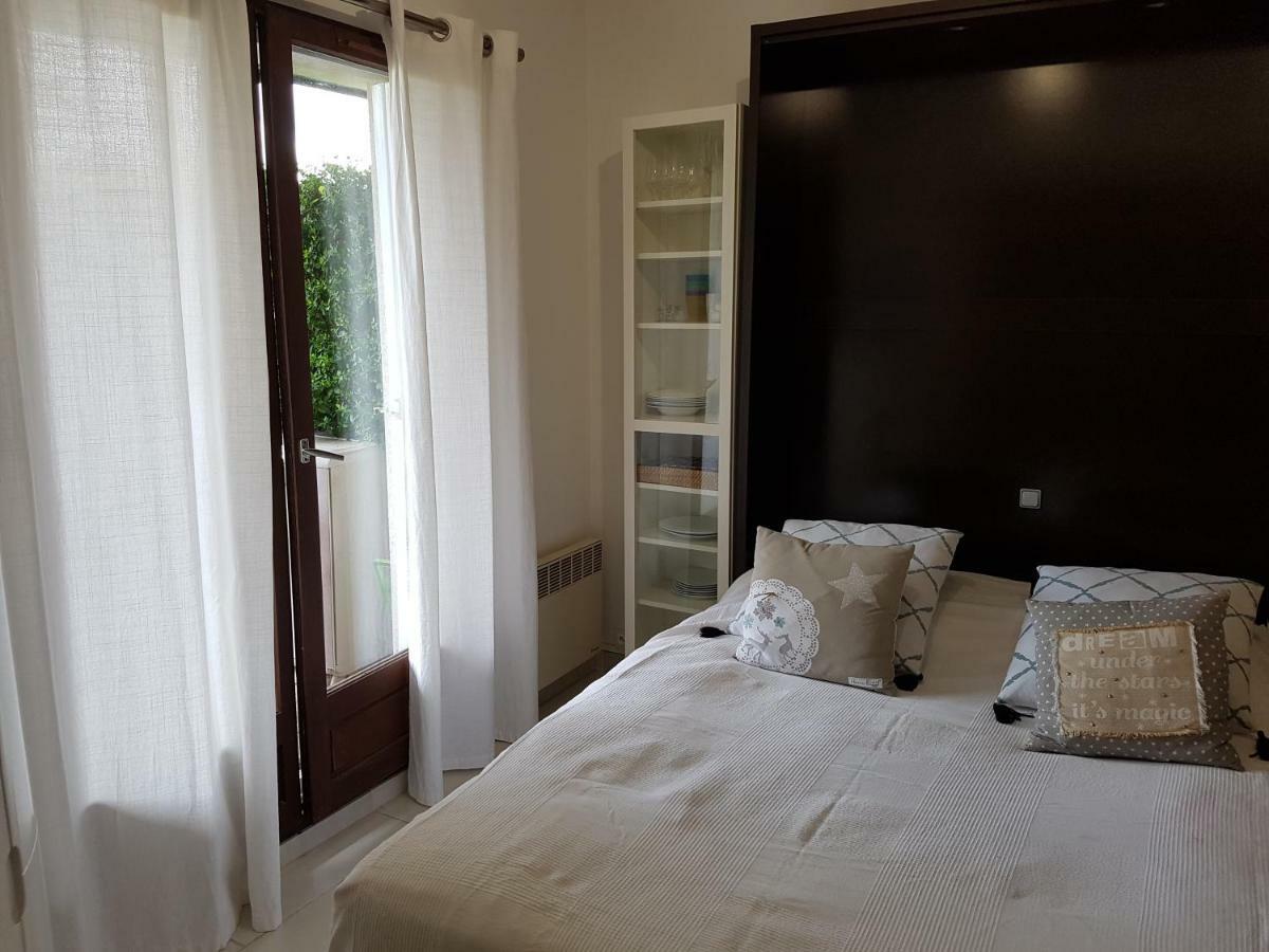 Appartement 2 Pieces Rez-De-Jardin A 2 Pas De La Plage Et De La Thalasso Cabourg Dış mekan fotoğraf